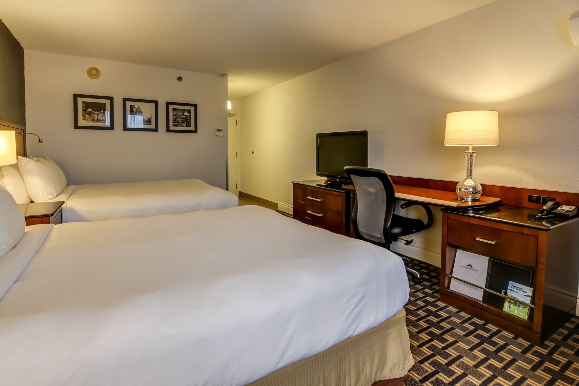 La Sagueneenne - Hotel Et Centre De Congres Saguenay Zewnętrze zdjęcie