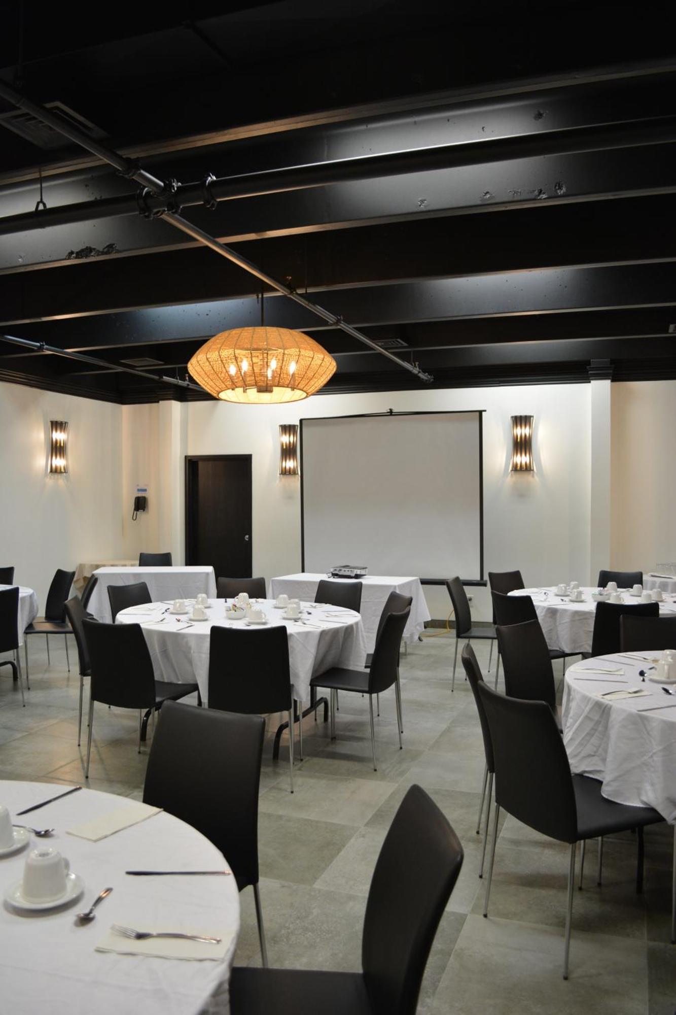 La Sagueneenne - Hotel Et Centre De Congres Saguenay Zewnętrze zdjęcie