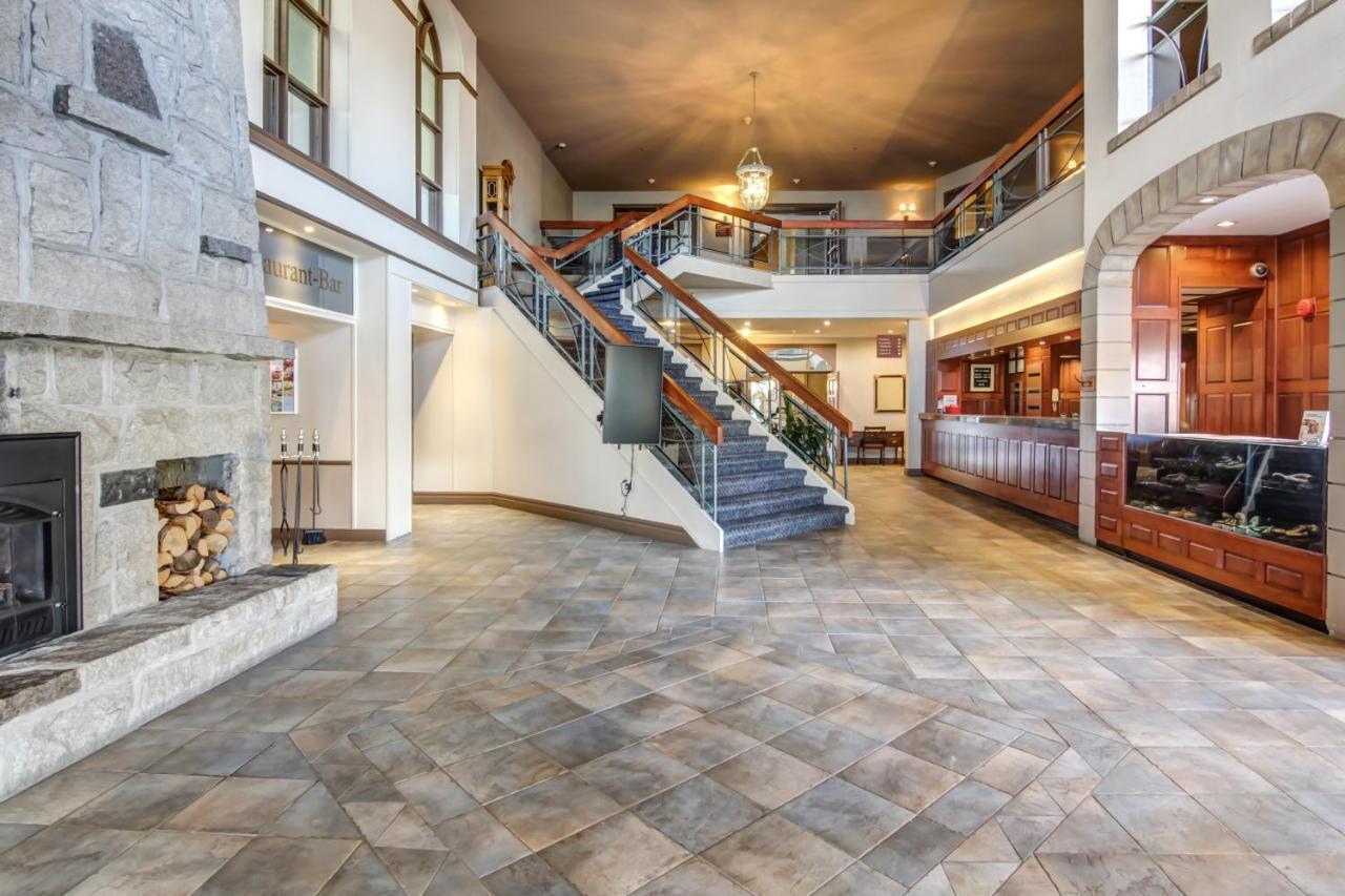 La Sagueneenne - Hotel Et Centre De Congres Saguenay Zewnętrze zdjęcie